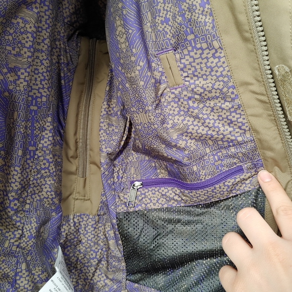 Patagonia winter jacket - Picture 5 of 9